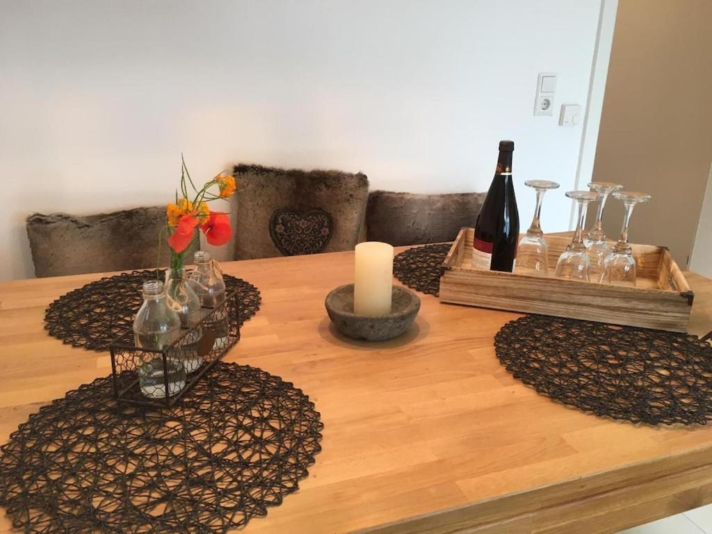 Schoene Ferienwohnung 2,5 Zimmer In Stadtnaehe Mit Eigenem Hofgarten บาลิงเงน ภายนอก รูปภาพ