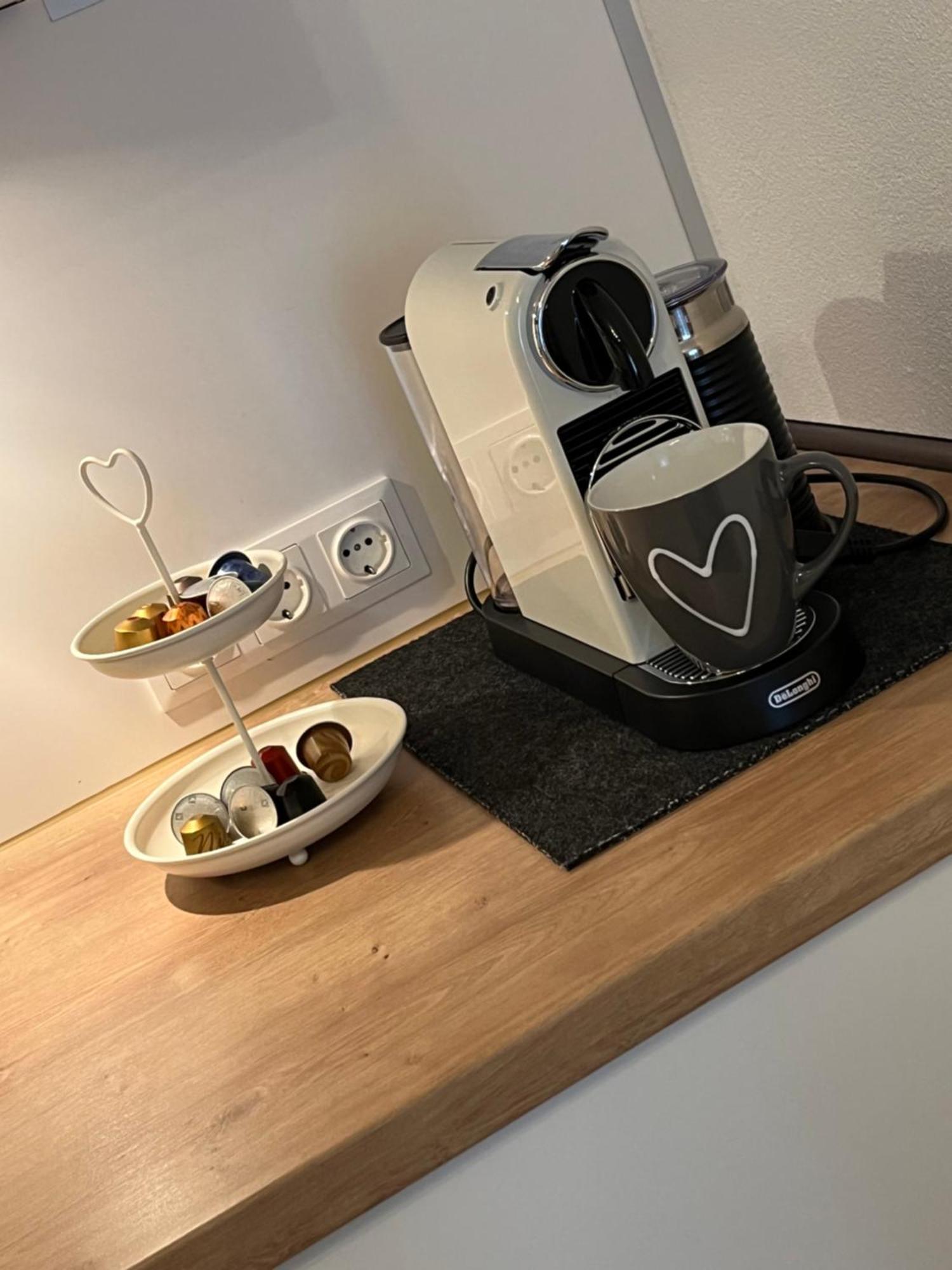 Schoene Ferienwohnung 2,5 Zimmer In Stadtnaehe Mit Eigenem Hofgarten บาลิงเงน ภายนอก รูปภาพ