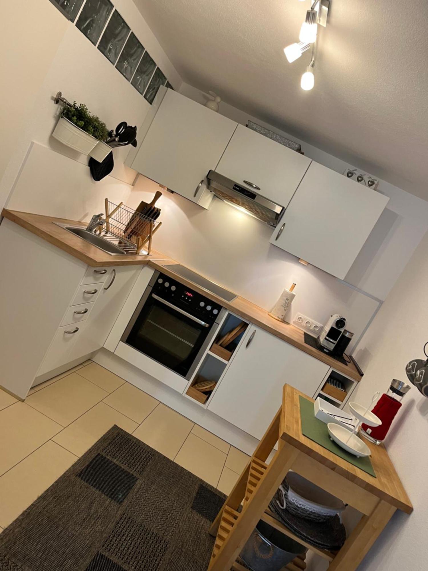 Schoene Ferienwohnung 2,5 Zimmer In Stadtnaehe Mit Eigenem Hofgarten บาลิงเงน ภายนอก รูปภาพ