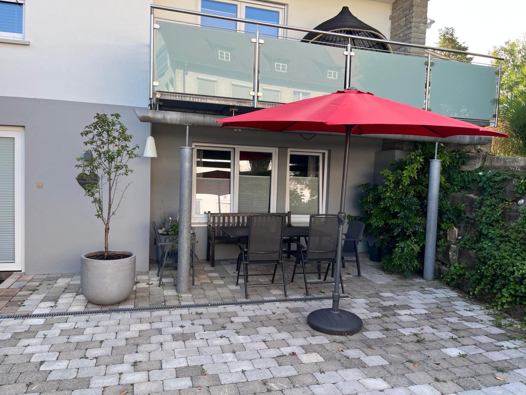 Schoene Ferienwohnung 2,5 Zimmer In Stadtnaehe Mit Eigenem Hofgarten บาลิงเงน ภายนอก รูปภาพ